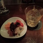 RAI’SBAR - 宮城峡ロック、ドライフルーツ