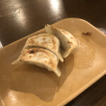 あご出汁餃子 ゆでタン さんじ - 