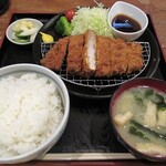 鳥海山 - とんかつ定食