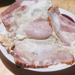 大衆酒場かどや - ベーコンエッグ