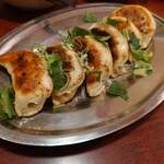 プルジャ ダイニング - 