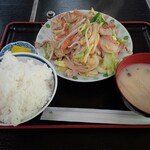 焼肉ラーメンたちかわ - 野菜炒め定食