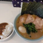 横浜家系ラーメン みさきや - 