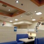 鬼ヘい寿司 - 店内