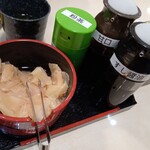 鬼ヘい寿司 - ガリ・粉茶・醤油