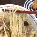 Takemoto Monsuta Champon - 竹本チャンポン（醤油）　麺アップ