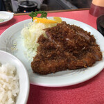 味角樓 - ロースカツ定食1050円