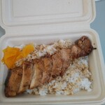 からあげ専門店 ういち - とりかば丼弁当ご飯大盛り