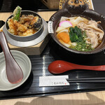 五代目 花山うどん - 