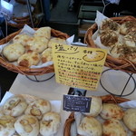 ベーカリートラ - 130625　パンコーナー1