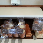 ベーカリートラ - 130625　パンコーナー2
