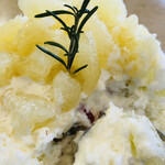 サカノウエカフェ - 一口食べれば小躍りする美味しさっ♪