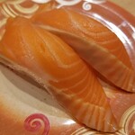回転寿し トリトン - サーモン。