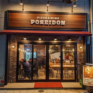 PIZZA&WINE POSEIDON_1