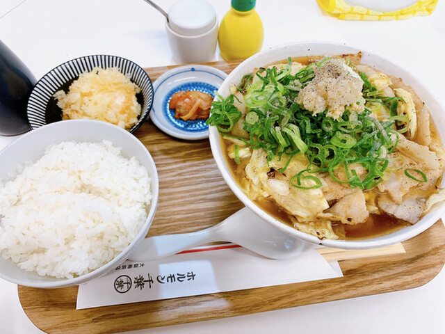 ホルモン千葉 大阪梅田店>