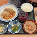 花かんざし - ８００円日替定食（がんも）