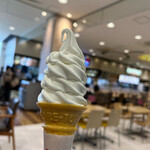 スガキヤ - ❀〖ソフトクリーム・レギュラー・コ－ン〗
(180えん)【税込価格】
美味しい٩(๑❛ᴗ❛๑)۶♡♡♡✨✨•*¨*•.¸¸♪✧