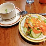 タージマハル - ランチセットのスープ ＆ サラダ！