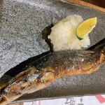 おじいちゃんと呼ばないで - 大トロ鰯の囲炉裏焼き