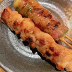 Ojiichan To Yobanaide - ピーチー豚肉巻き＆モモ肉串