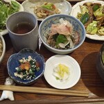 Saijimi - お昼ご飯。種類はあるのよね