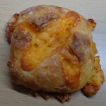 プチ・ポンレヴェック - レッドチェダーチーズのパヴェ