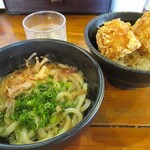 Udon Dokoro Ramman - 小うどん＆小かき揚げ丼