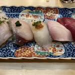 Sushi Sakaba Sushitofuji - 寿司5貫盛