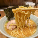 横浜ラーメン 渡来武 - 