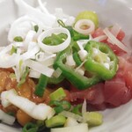 元祖立ち飲み屋 - ばくだん小鉢250円