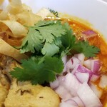 Thai Dining MANAO - カオソーイ (水曜限定 六感堂監修)