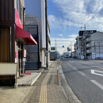 Menya Eguchi - 店先の風景