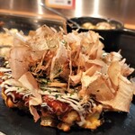 Okonomiyaki Monja Teppanyaki Satton - ミックス玉