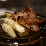 SIO syuji hijikuro - ベーコンとアスパラの炭火焼、オレンジソース