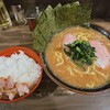 神田ラーメン わいず