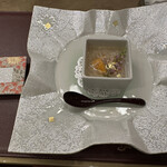 トゥ・ラ・ジョア イズム - 