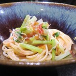 十皿 - 香住蟹と水菜、ドライトマトのスパゲッティ
