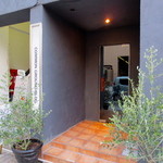 伏見駅近くCOMMON GROUNDの2階です