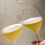 ル・タン・ペルデュ - シャンパンで乾杯♪