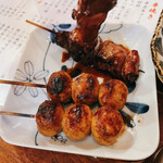川越屋 - 串五本コース900円×2    つくねとレバー