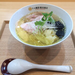 飯田商店 - わんたん入り塩らぁ麺 ¥1150