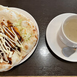 Guri-N Kafe - ナンコロッケサンドのモーニング、ほうじ茶ラテ（ホット）530円 