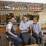 エンゾ パステリア - 気さくなスタッフがおもてなし致します