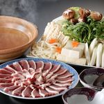Jingisukan - 厳選された素材を使用し、大勢で美味しく楽しめる鴨鍋です。