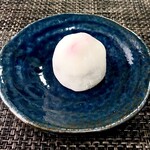 まるに抱き柏 - 