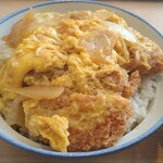 丸仙食堂 - カツもやわらかく香ばしい。