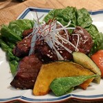 魚屋ひでぞう - 和牛モモたれ焼き～チシャ包み～