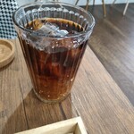 ココミイル - アイスコーヒー。クリームを入れたあとに撮りました。