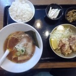 札幌ザンギ本舗 - ザンギ定食＆ハーフ煮干し中華そば