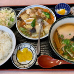 中国亭 - 八宝菜・麺セット 1,010円